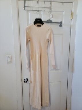 Ribbed Knit Long Sleeve Maxi Dress - Cream